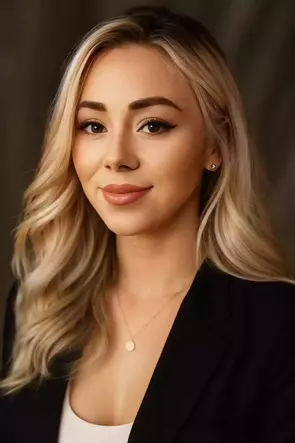 Rhiannon Smith, West Linn, Real Estate Agent